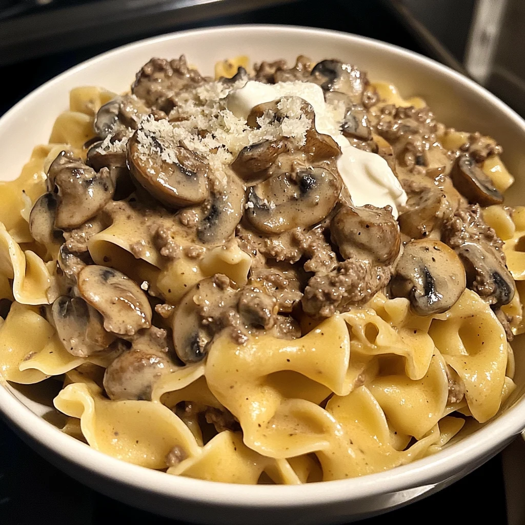 Cheesy Beef and Mushroom Stroganoff Pasta in 30 Mins