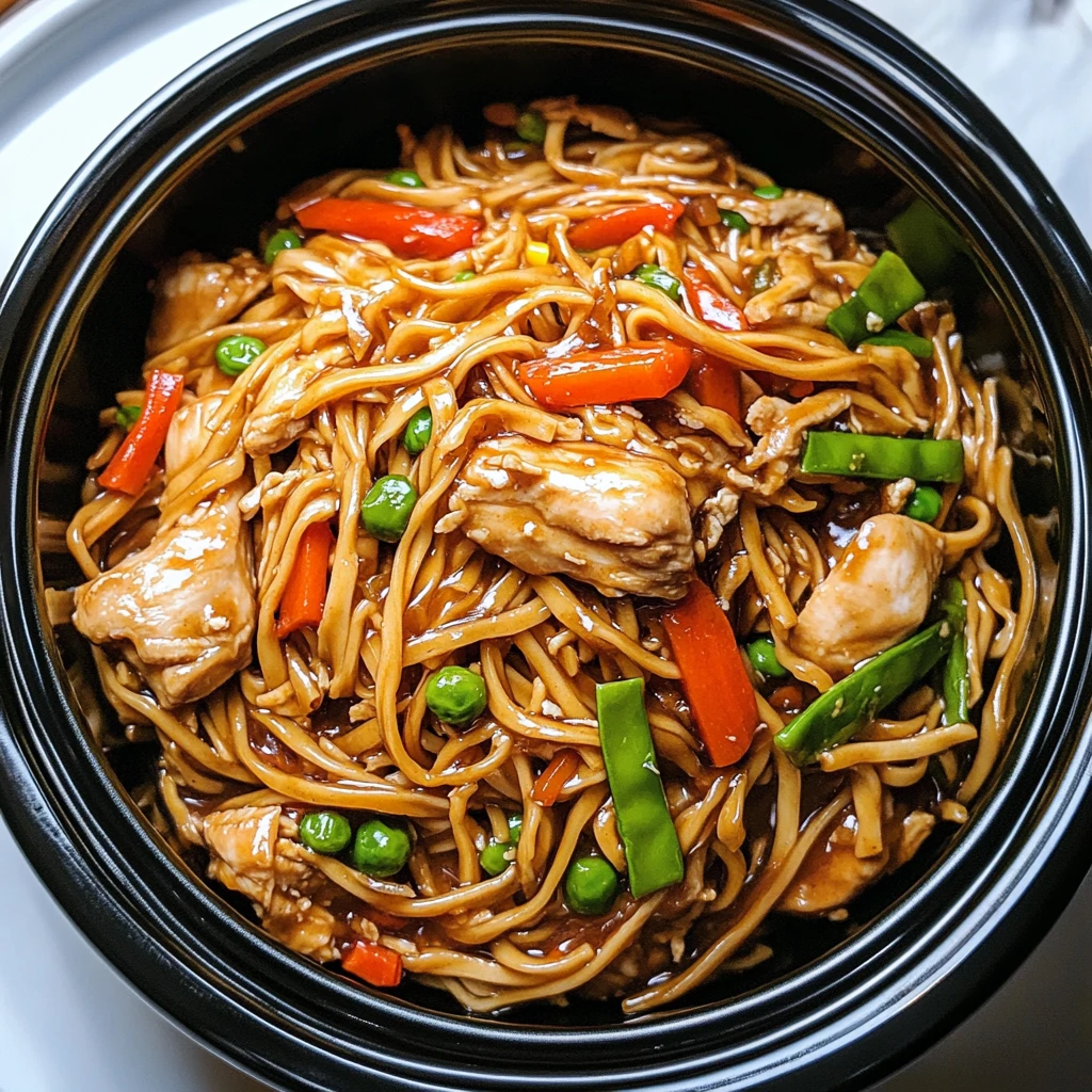 Savor the Flavor with This Easy Crockpot Chicken Lo Mein Recipe 4 Crockpot Chicken Lo Mein 5 Steps Easy Delicious